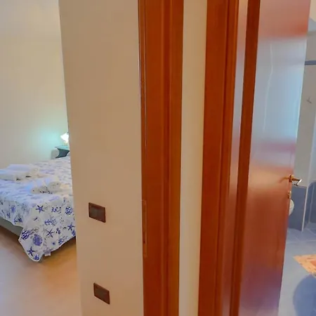 Casa Tombolini Daire Limpiddu